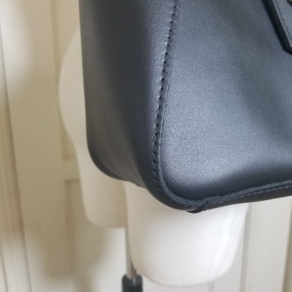 PORTLAND LEATHER GOODS flora Black Shoulder Bag Leather New - Picture 7 of 9